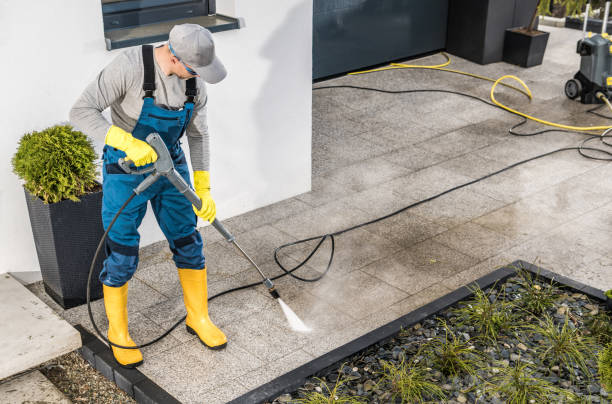 Best Sidewalk Pressure Washing  in Holley, NY